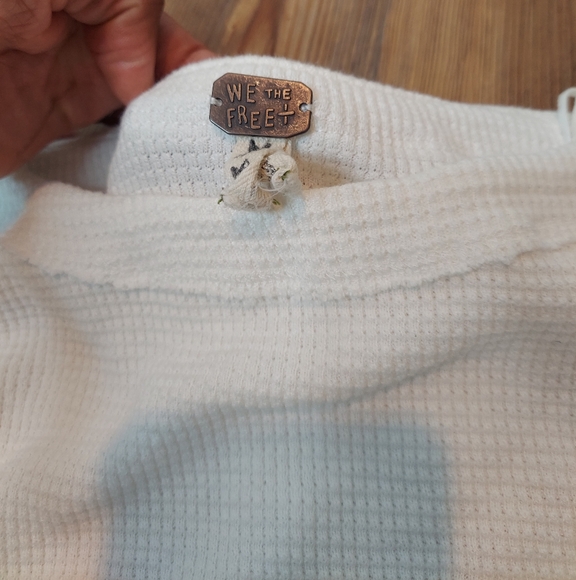 Free People Ivory "Blossom" Thermal Size M - Picture 5 of 5